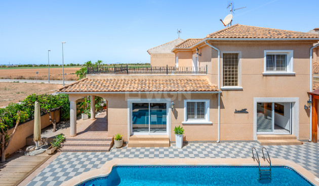 Odsprzedaż - Villa - Torre de la Horadada - Costa Blanca