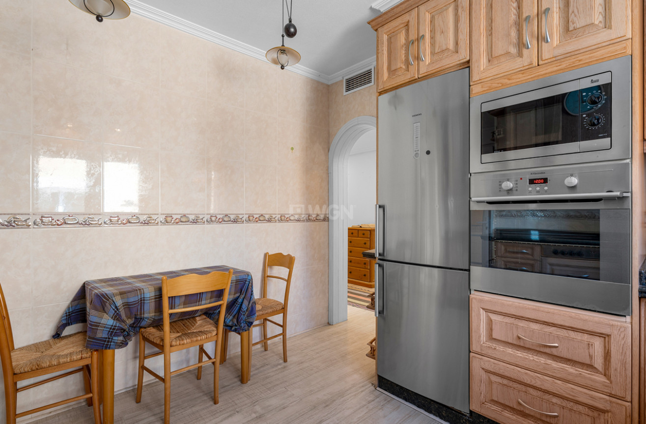 Odsprzedaż - Villa - Torre de la Horadada - Costa Blanca