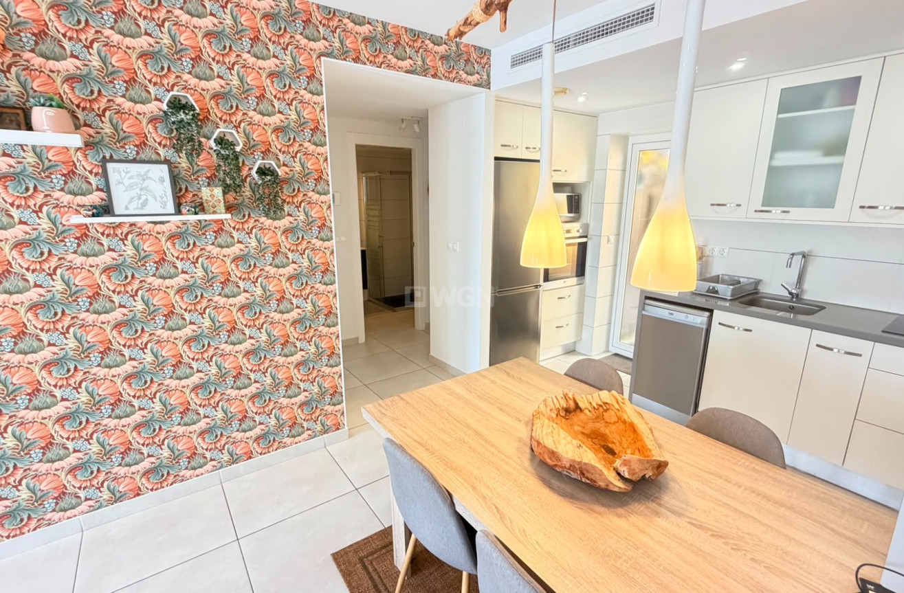 Odsprzedaż - Mieszkanie w bloku - Torrevieja - Costa Blanca