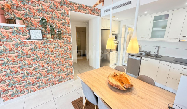 Odsprzedaż - Mieszkanie w bloku - Torrevieja - Costa Blanca