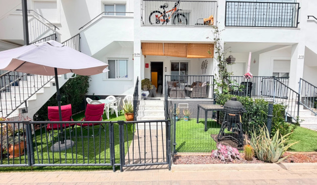 Odsprzedaż - Mieszkanie w bloku - Torrevieja - Costa Blanca
