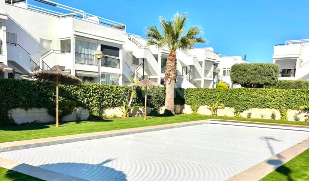 Odsprzedaż - Mieszkanie w bloku - Torrevieja - Costa Blanca