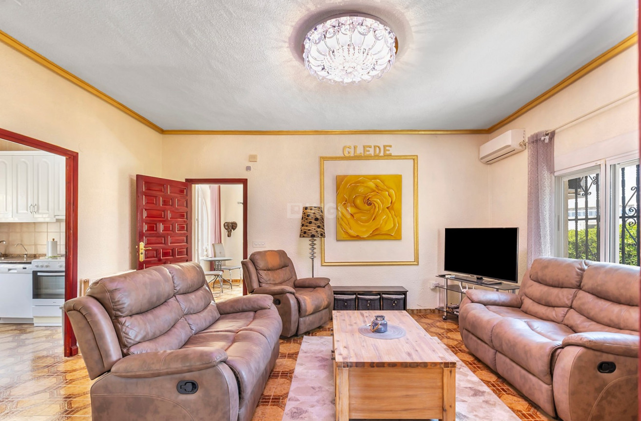 Odsprzedaż - Villa - Ciudad Quesada - Costa Blanca