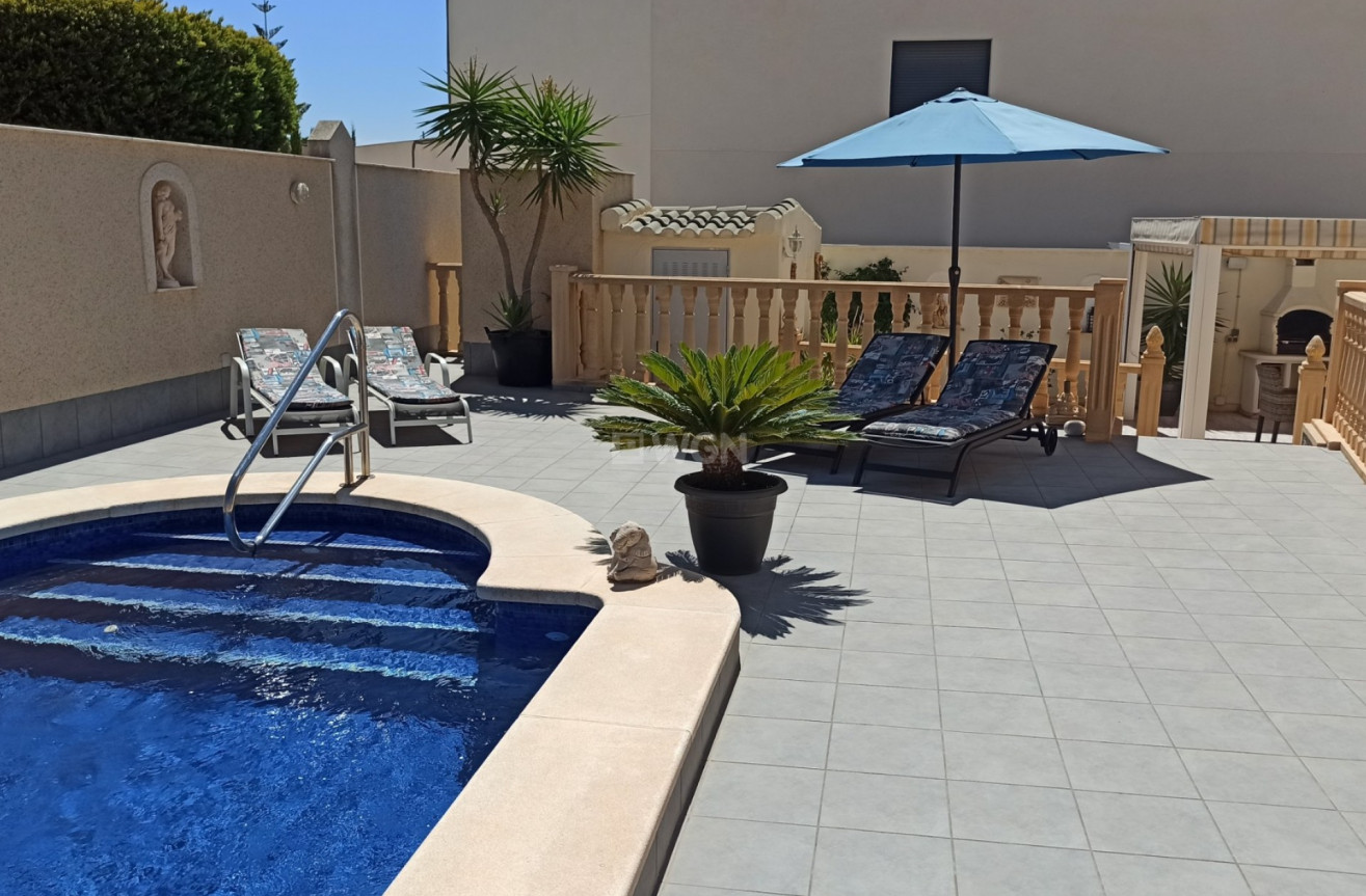 Odsprzedaż - Villa - Ciudad Quesada - Costa Blanca