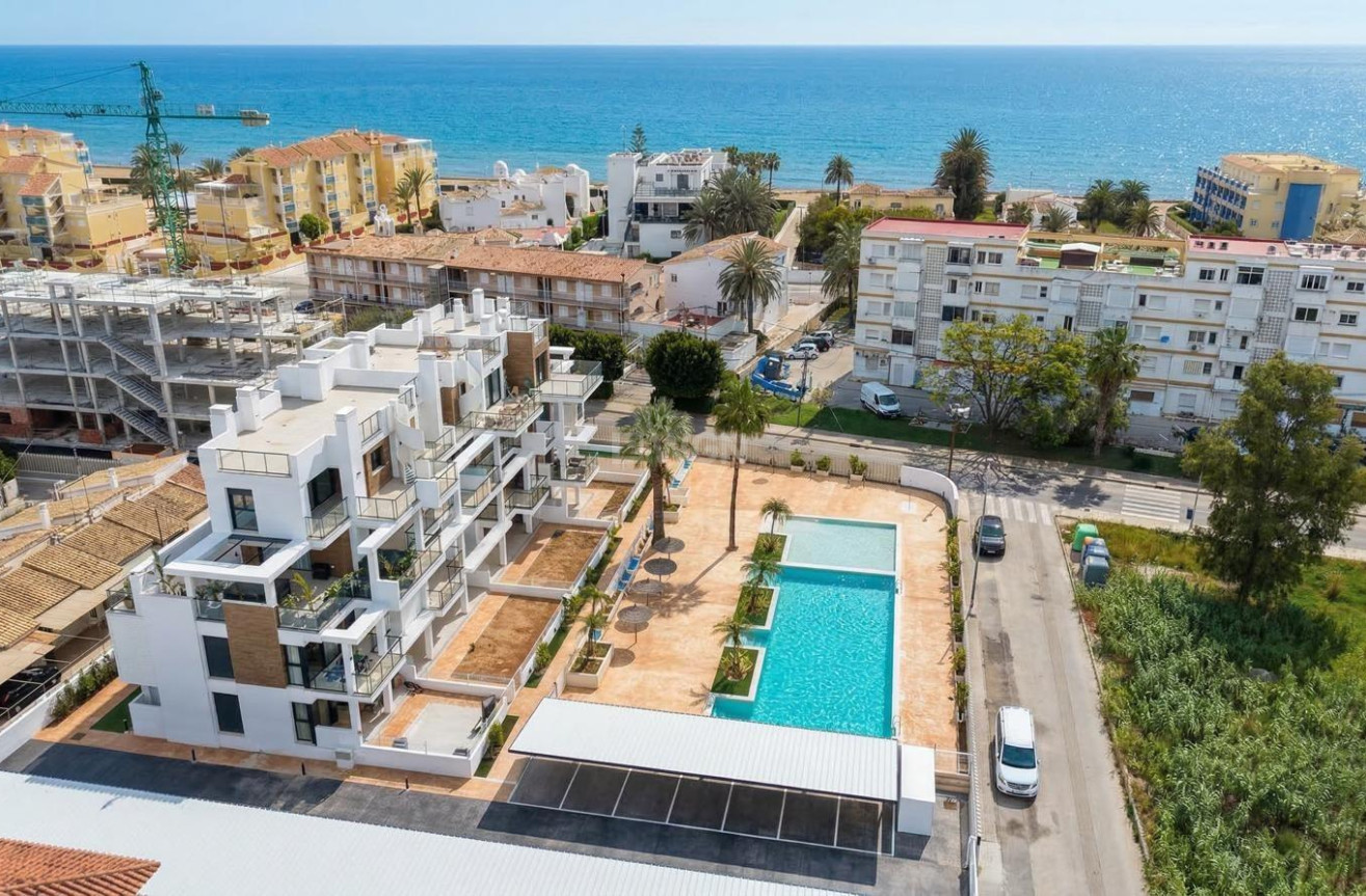 Nowy budynek - Daszek - Denia - Las Marinas km 2.5