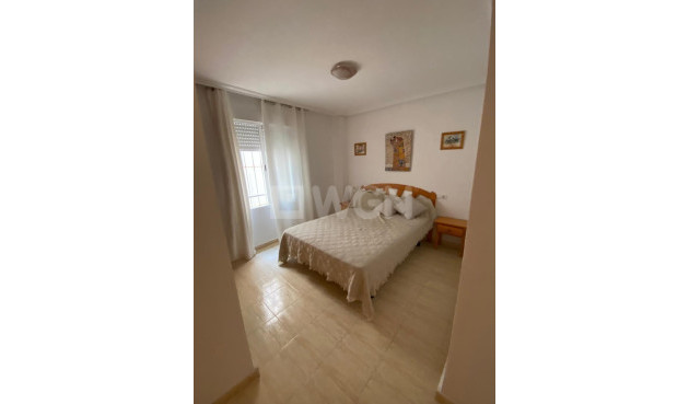 Odsprzedaż - Mieszkanie w bloku - Torrevieja - Habaneras