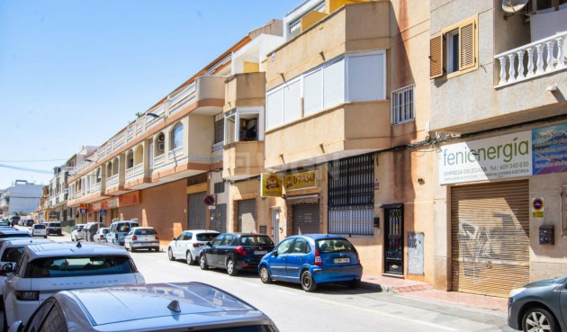 Odsprzedaż - Mieszkanie w bloku - Torrevieja - Habaneras
