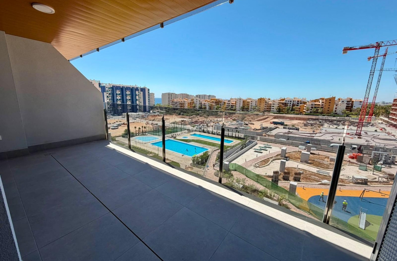 Odsprzedaż - Mieszkanie w bloku - Torrevieja - Punta Prima