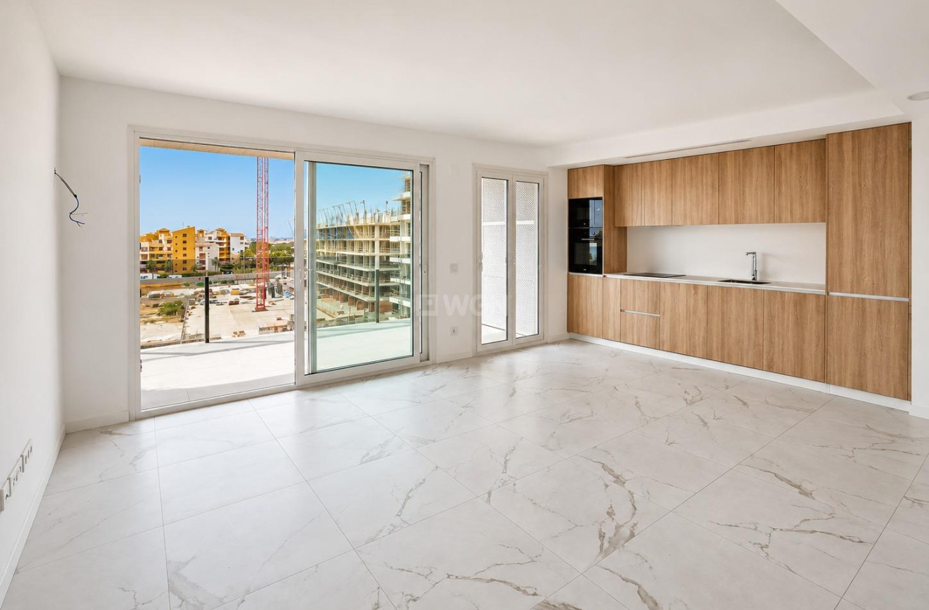 Odsprzedaż - Mieszkanie w bloku - Torrevieja - Punta Prima