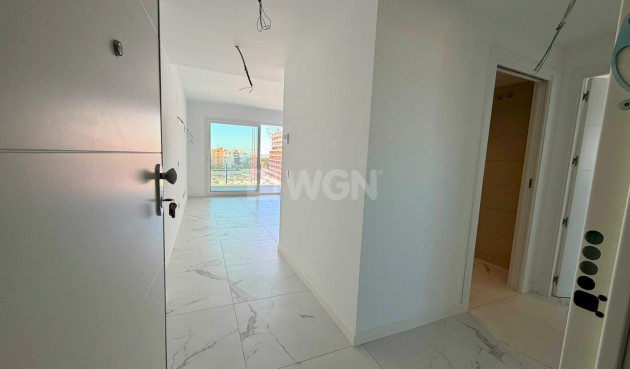 Odsprzedaż - Mieszkanie w bloku - Torrevieja - Punta Prima