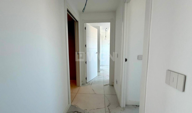 Odsprzedaż - Mieszkanie w bloku - Torrevieja - Punta Prima