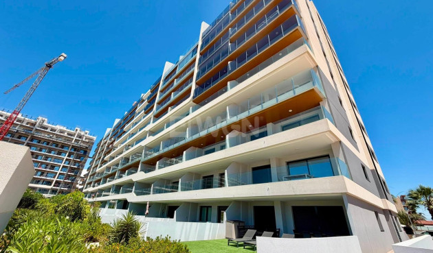 Odsprzedaż - Mieszkanie w bloku - Torrevieja - Punta Prima