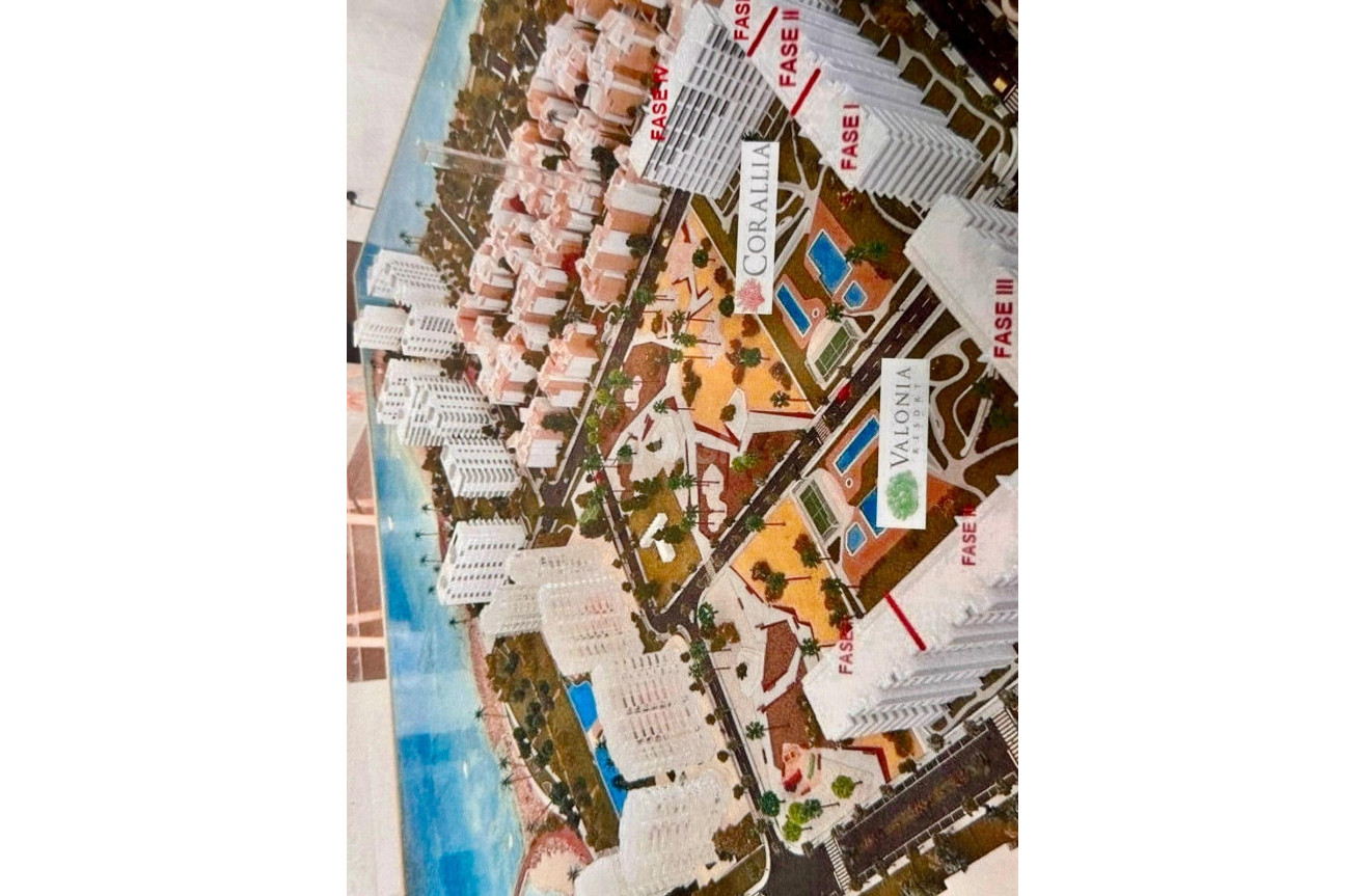 Odsprzedaż - Mieszkanie w bloku - Torrevieja - Punta Prima