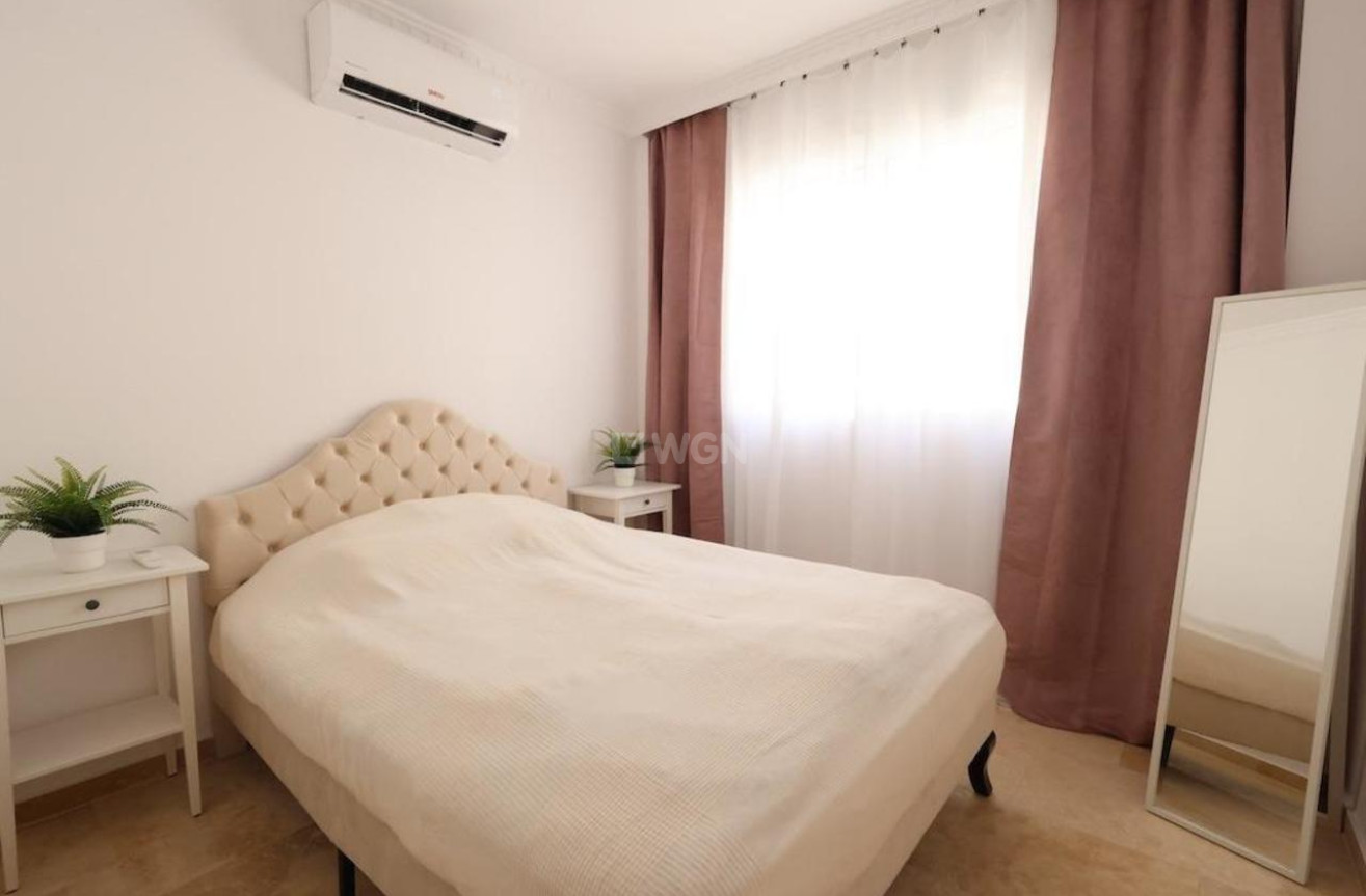 Odsprzedaż - Villa - Villamartin - Costa Blanca