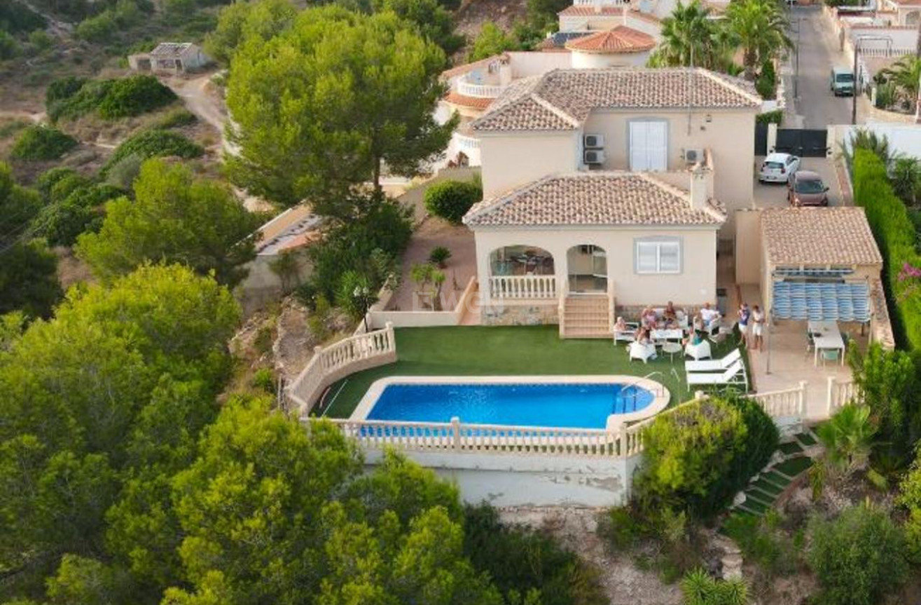 Resale - Villa - Pinar de Campoverde - Inland