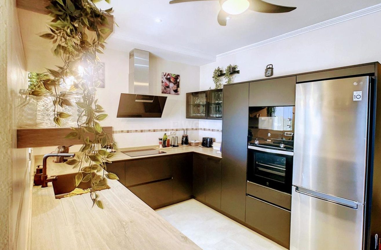 Resale - Villa - Pinar de Campoverde - Inland