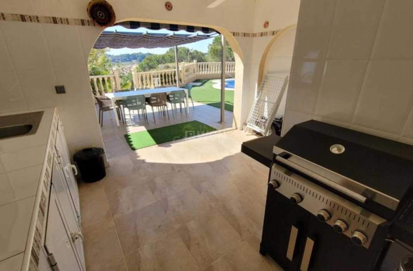 Resale - Villa - Pinar de Campoverde - Inland