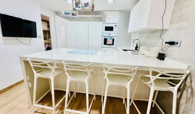 Reventa - Apartamento / piso - Pilar de la Horadada - Zona Pueblo