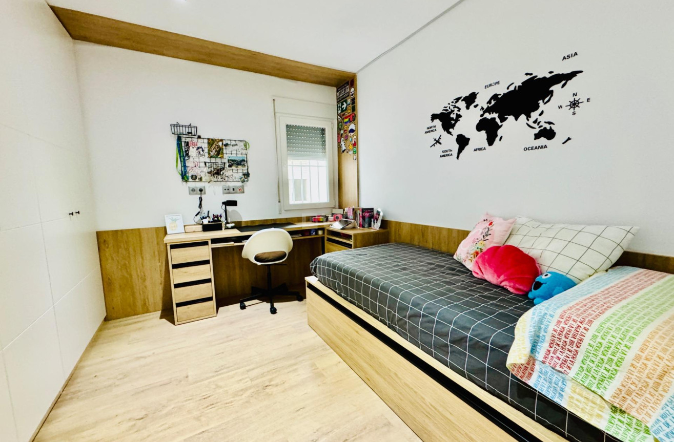 Reventa - Apartamento / piso - Pilar de la Horadada - Zona Pueblo