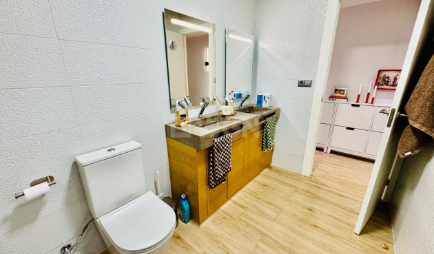 Reventa - Apartamento / piso - Pilar de la Horadada - Zona Pueblo