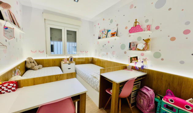 Reventa - Apartamento / piso - Pilar de la Horadada - Zona Pueblo