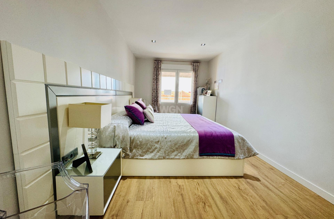 Reventa - Apartamento / piso - Pilar de la Horadada - Zona Pueblo