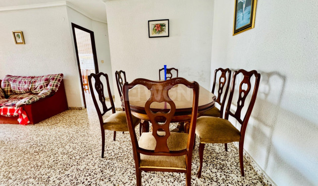 Reventa - Apartamento / piso - Torrevieja - Acequion
