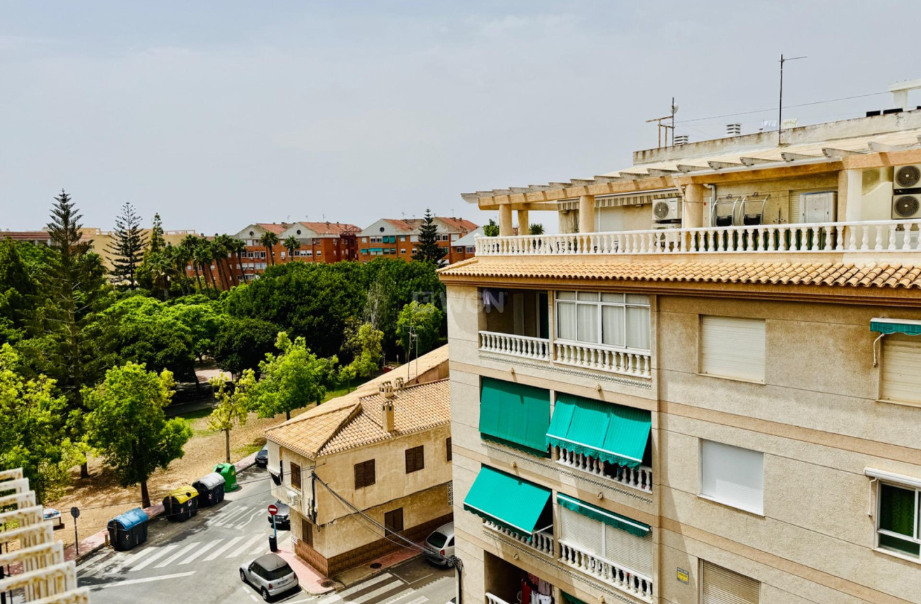 Reventa - Apartamento / piso - Torrevieja - Acequion