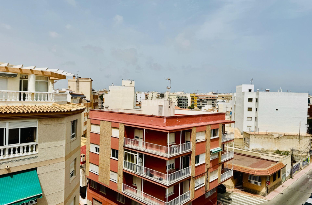 Reventa - Apartamento / piso - Torrevieja - Acequion