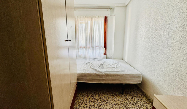 Reventa - Apartamento / piso - Torrevieja - Acequion