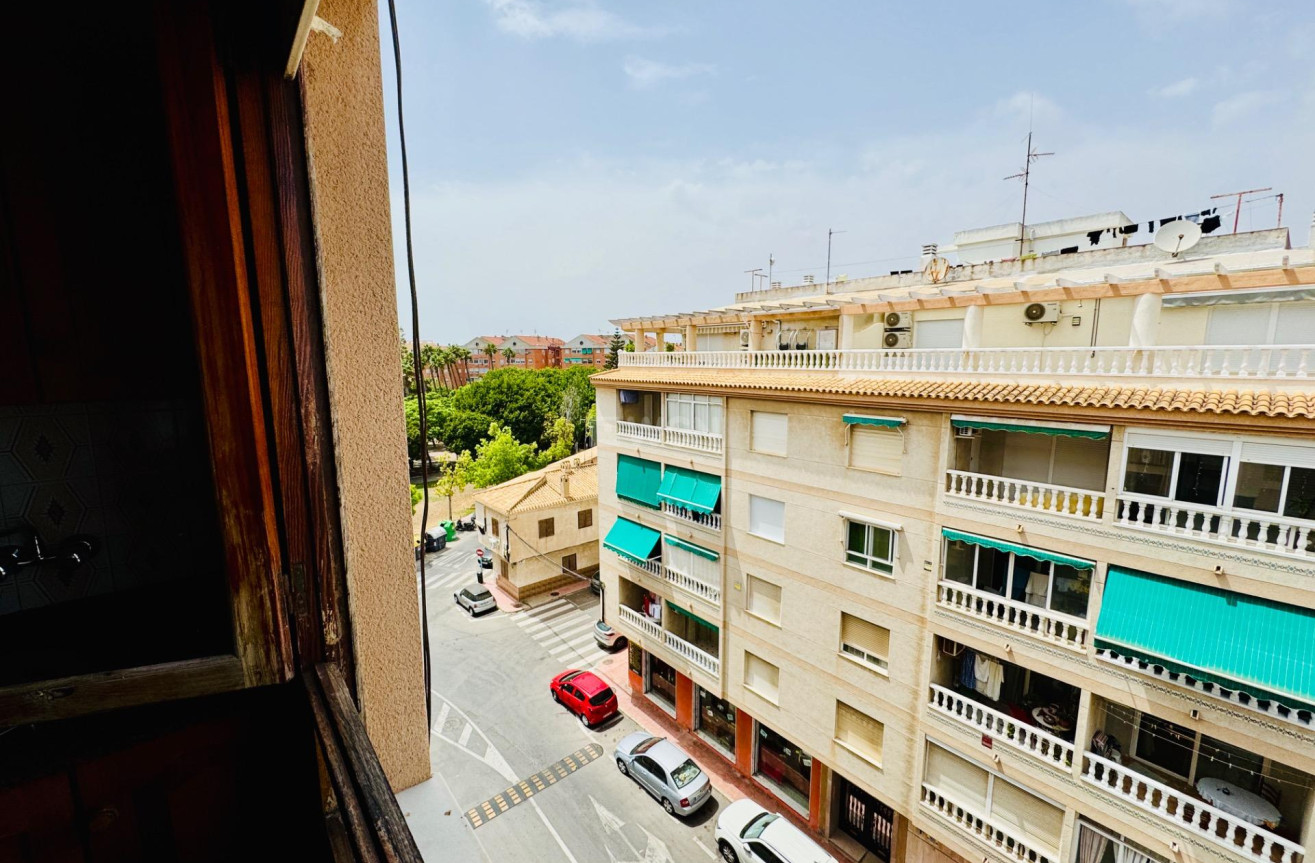 Reventa - Apartamento / piso - Torrevieja - Acequion