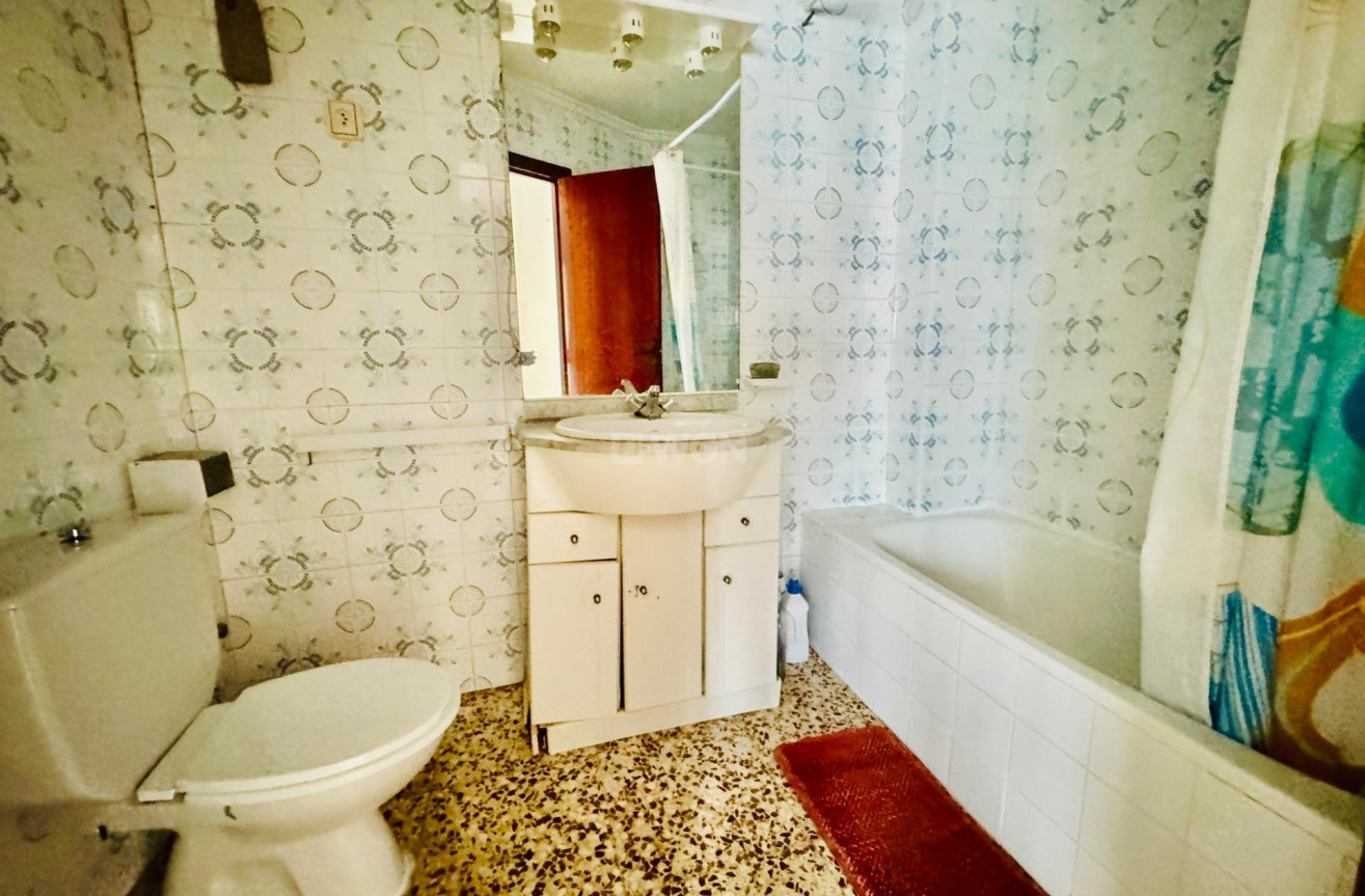 Reventa - Apartamento / piso - Torrevieja - Acequion