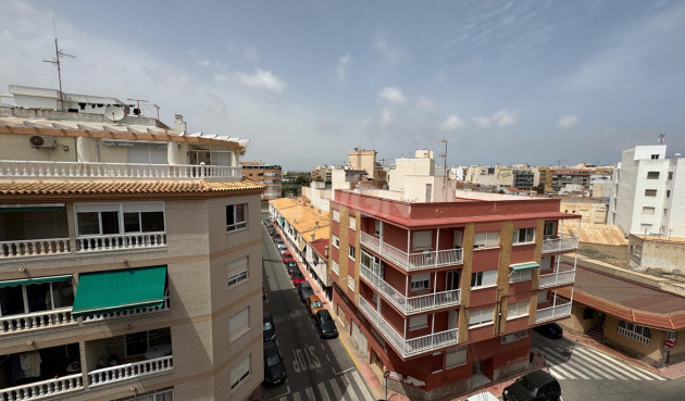 Reventa - Apartamento / piso - Torrevieja - Acequion