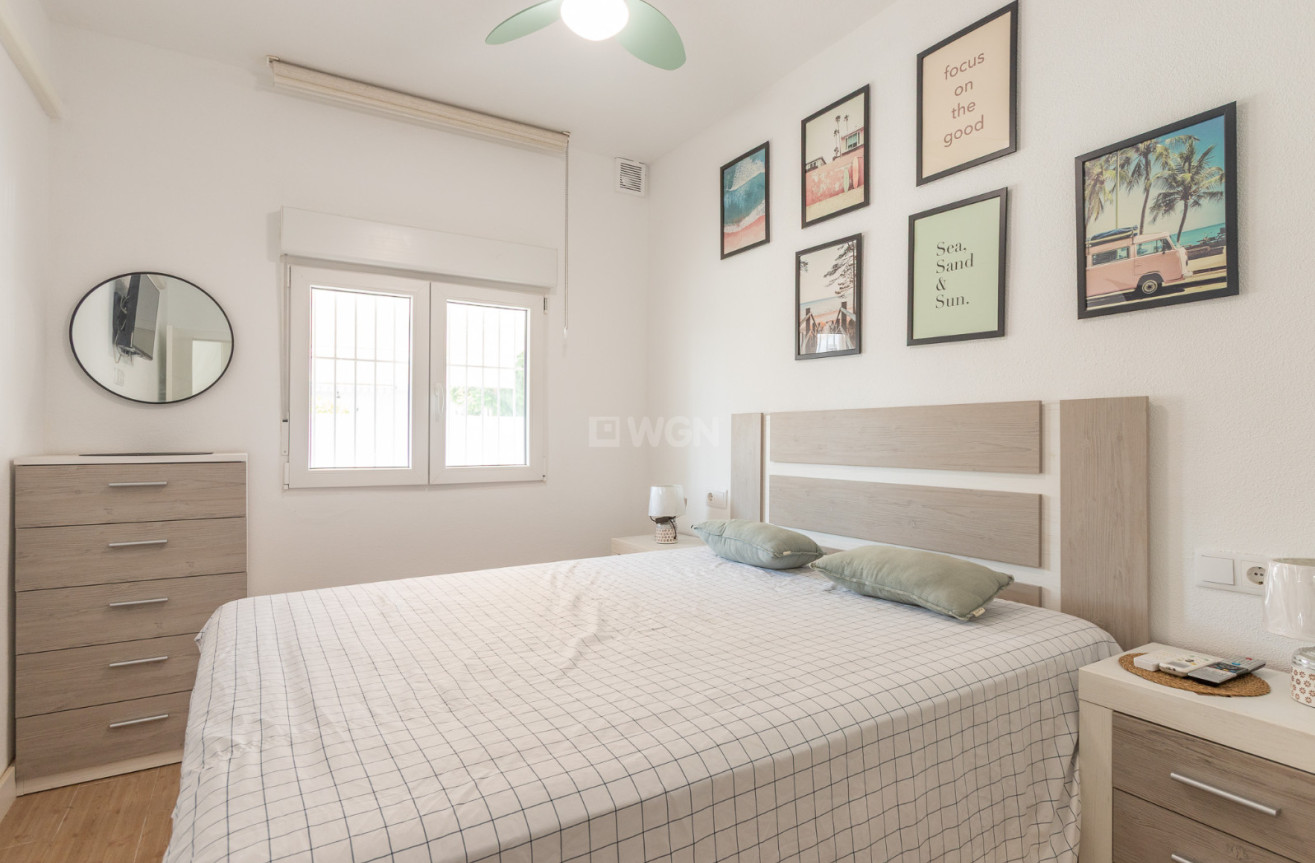 Odsprzedaż - Bungalow - Torrevieja - Costa Blanca