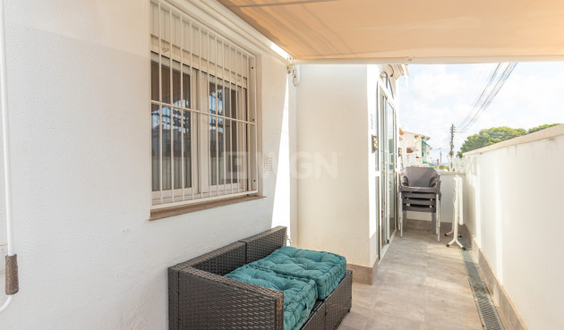 Odsprzedaż - Bungalow - Torrevieja - Costa Blanca