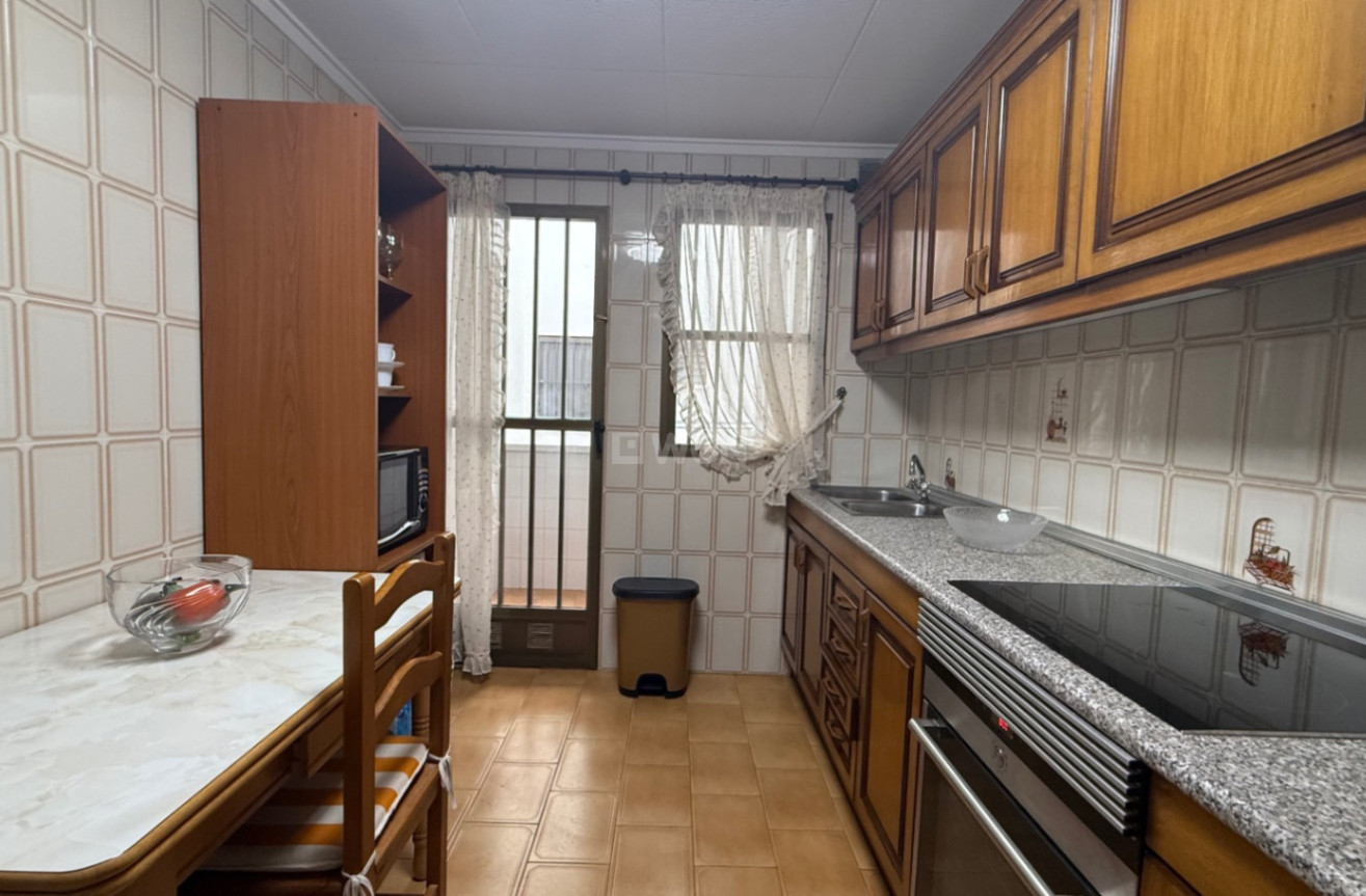 Reventa - Apartamento / piso - Torrevieja - Costa Blanca