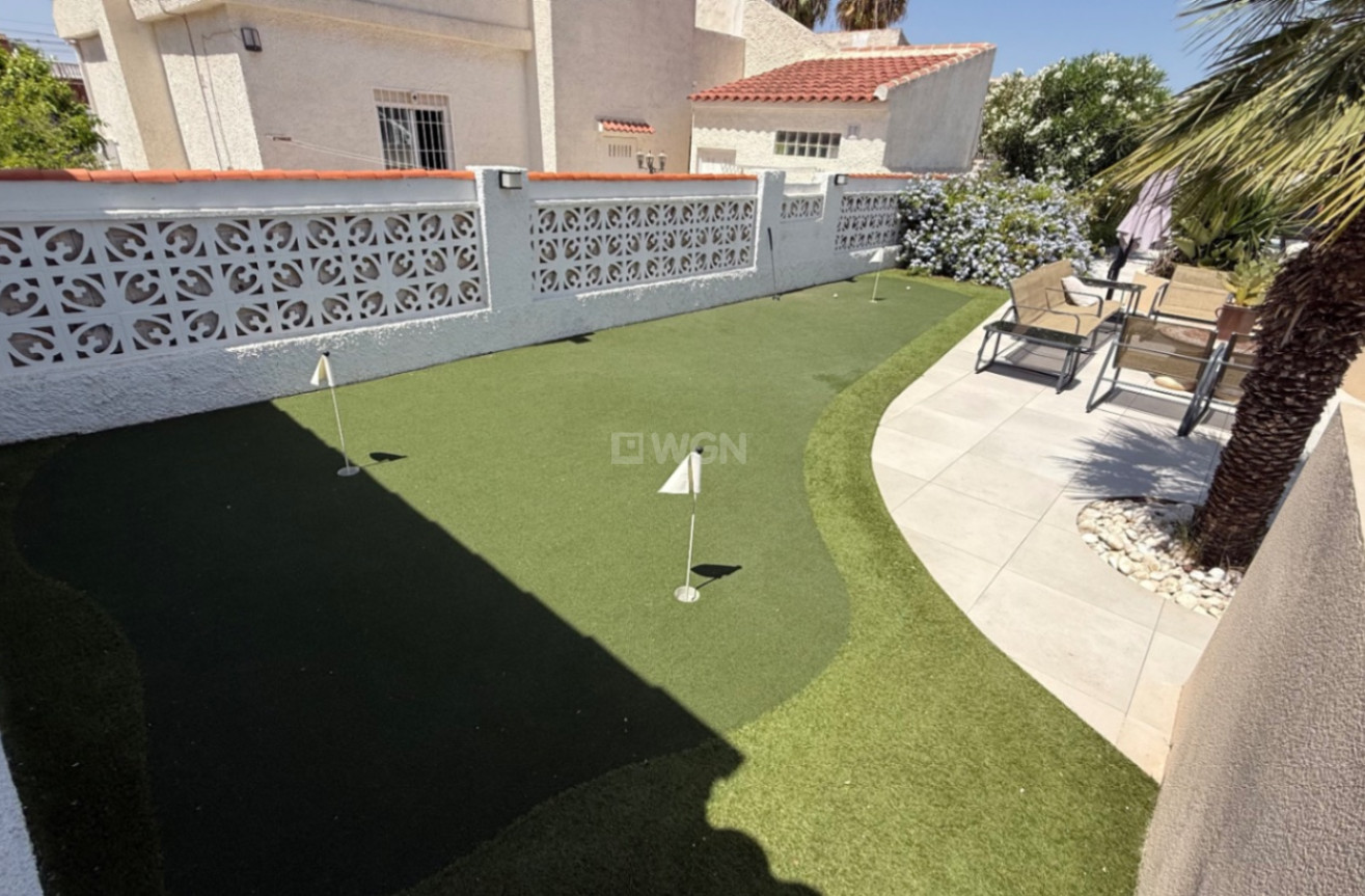 Odsprzedaż - Villa - Torrevieja - Costa Blanca