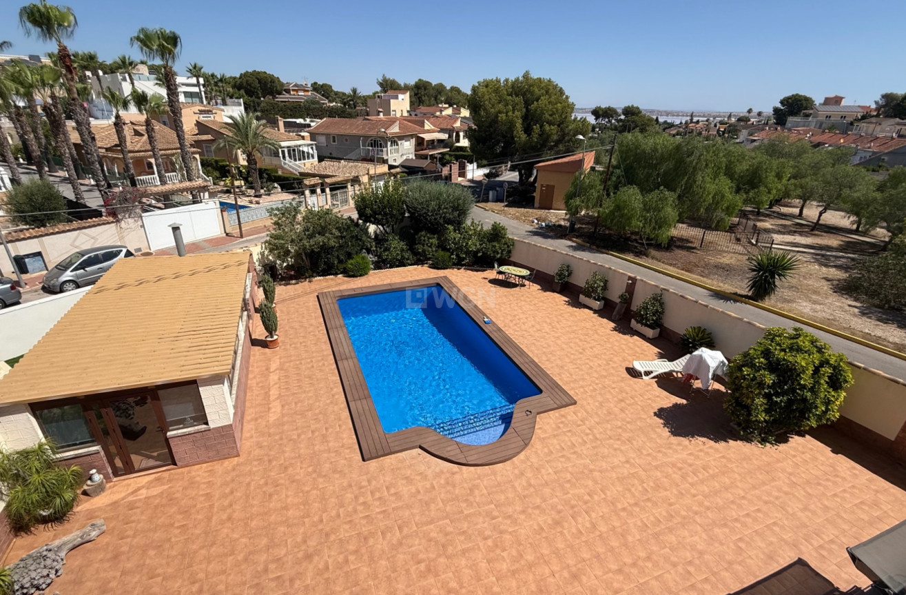 Odsprzedaż - Villa - Torrevieja - Costa Blanca