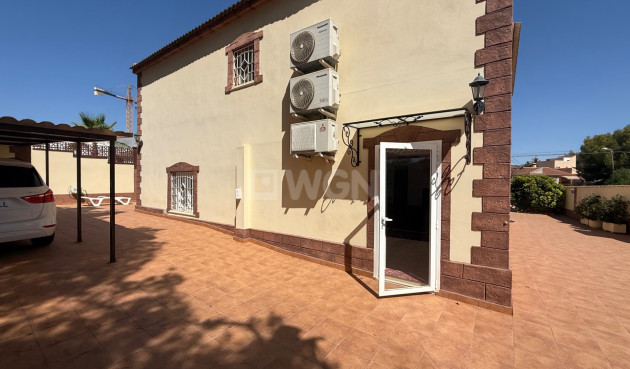 Odsprzedaż - Villa - Torrevieja - Costa Blanca