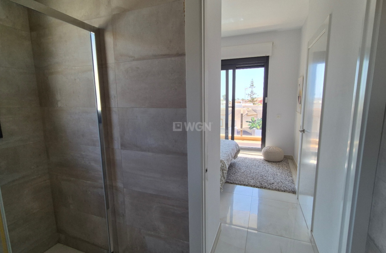 Odsprzedaż - Villa - Torrevieja - Costa Blanca