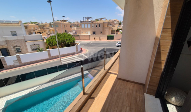 Odsprzedaż - Villa - Torrevieja - Costa Blanca