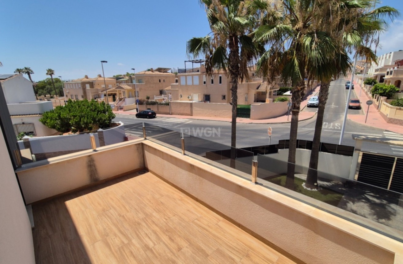Odsprzedaż - Villa - Torrevieja - Costa Blanca