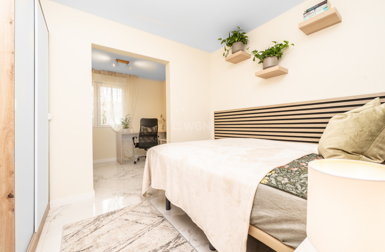 Odsprzedaż - Bungalow - Torrevieja - Torreta