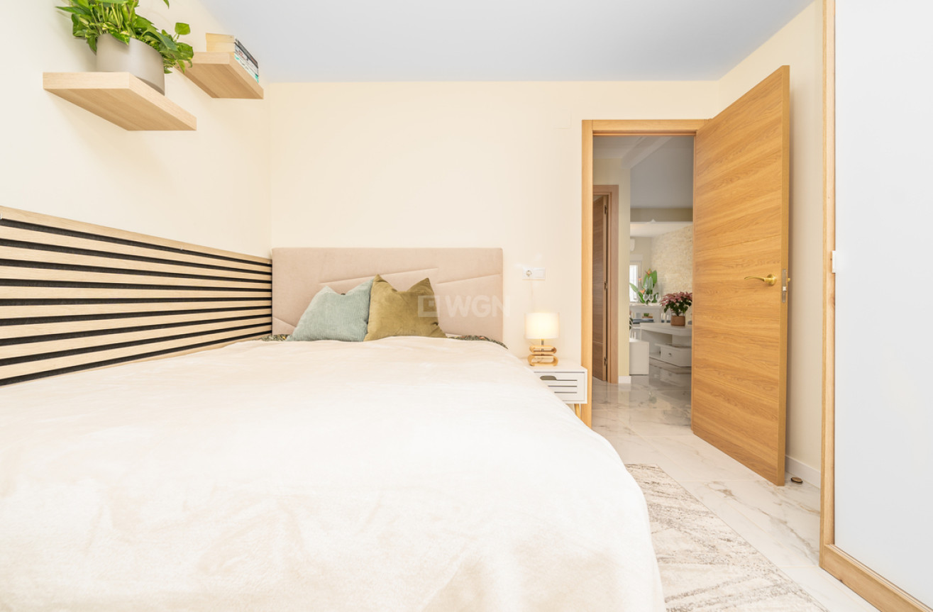 Odsprzedaż - Bungalow - Torrevieja - Torreta