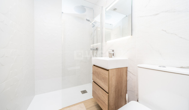 Odsprzedaż - Bungalow - Torrevieja - Torreta