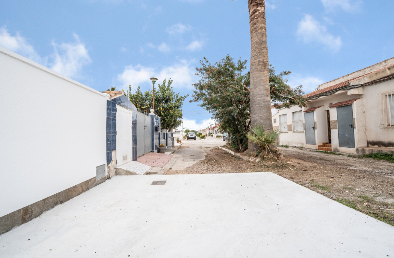 Odsprzedaż - Bungalow - Torrevieja - Torreta