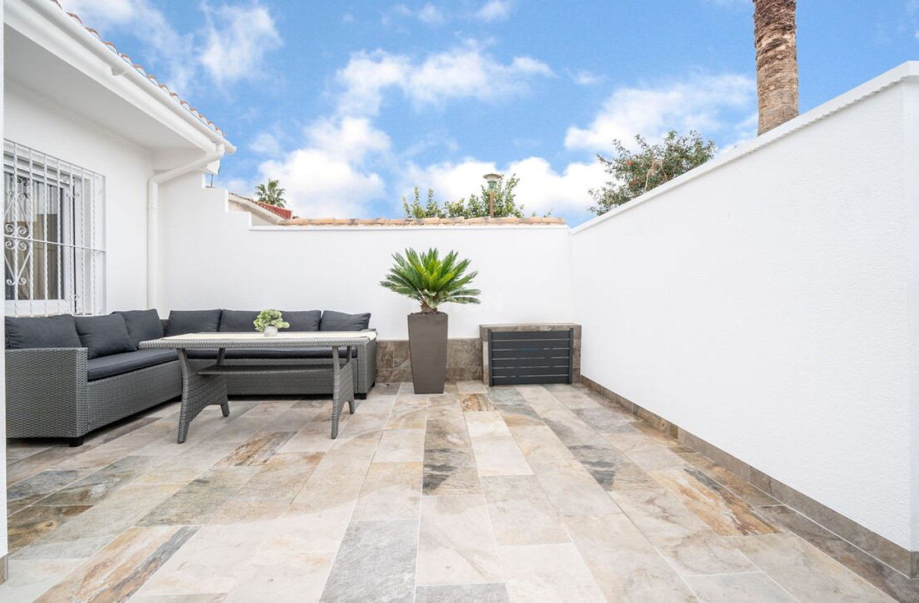 Odsprzedaż - Bungalow - Torrevieja - Torreta