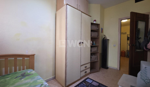 Odsprzedaż - Mieszkanie w bloku - Torrevieja - Playa del Cura
