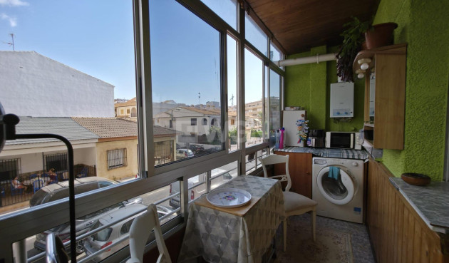 Odsprzedaż - Mieszkanie w bloku - Torrevieja - Playa del Cura
