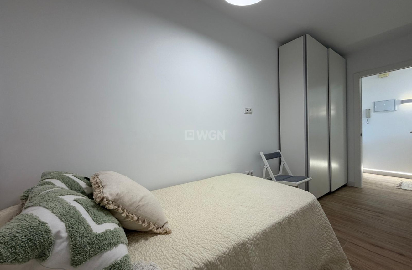 Wiederverkauf - Wohnung - Torrevieja - Punta Prima